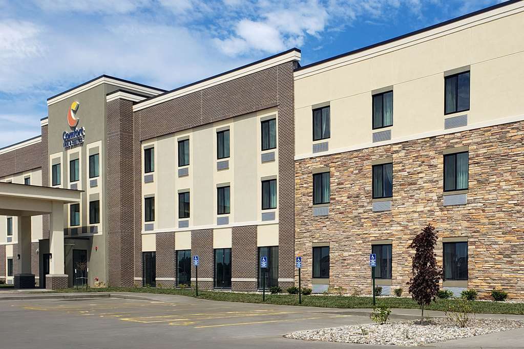 Comfort Inn & Suites Ames Near Isu Campus Ngoại thất bức ảnh