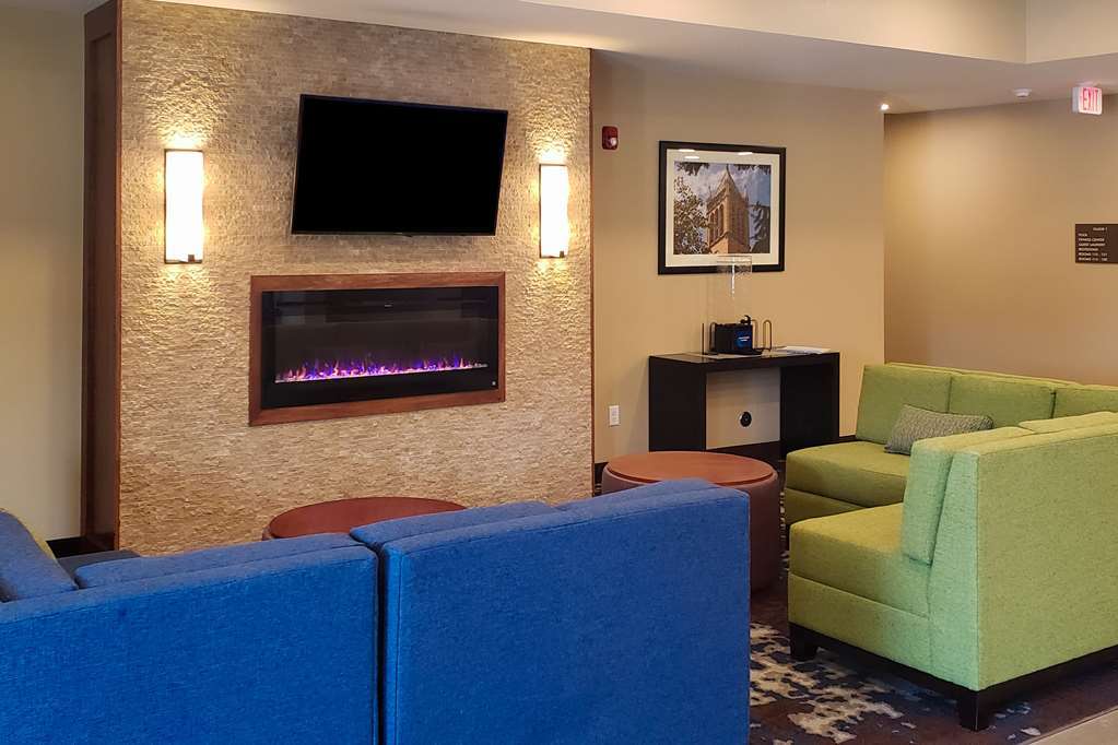 Comfort Inn & Suites Ames Near Isu Campus Nội địa bức ảnh